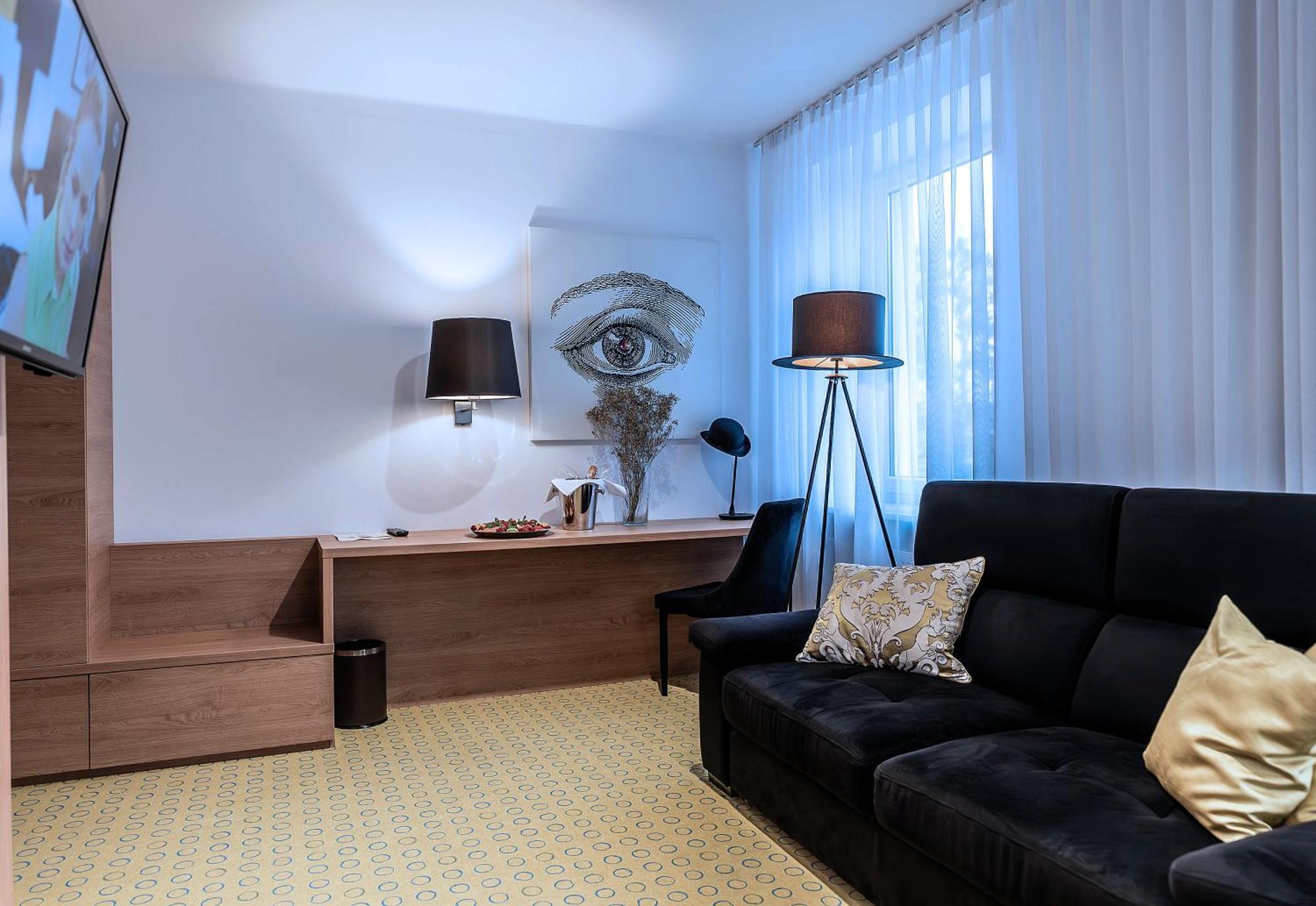 Hotel Cristal Bialystok Ngoại thất bức ảnh
