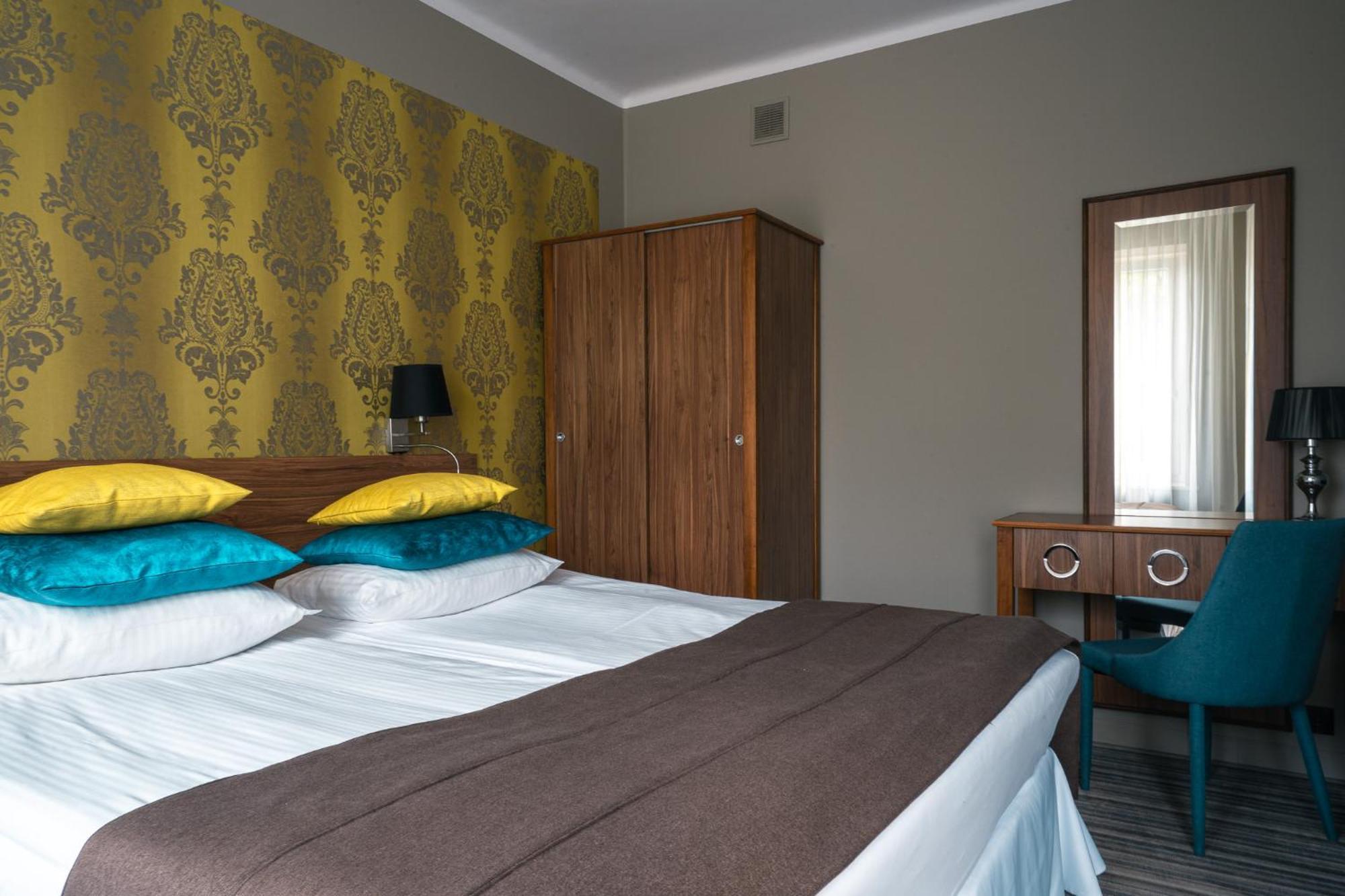 Hotel Cristal Bialystok Ngoại thất bức ảnh