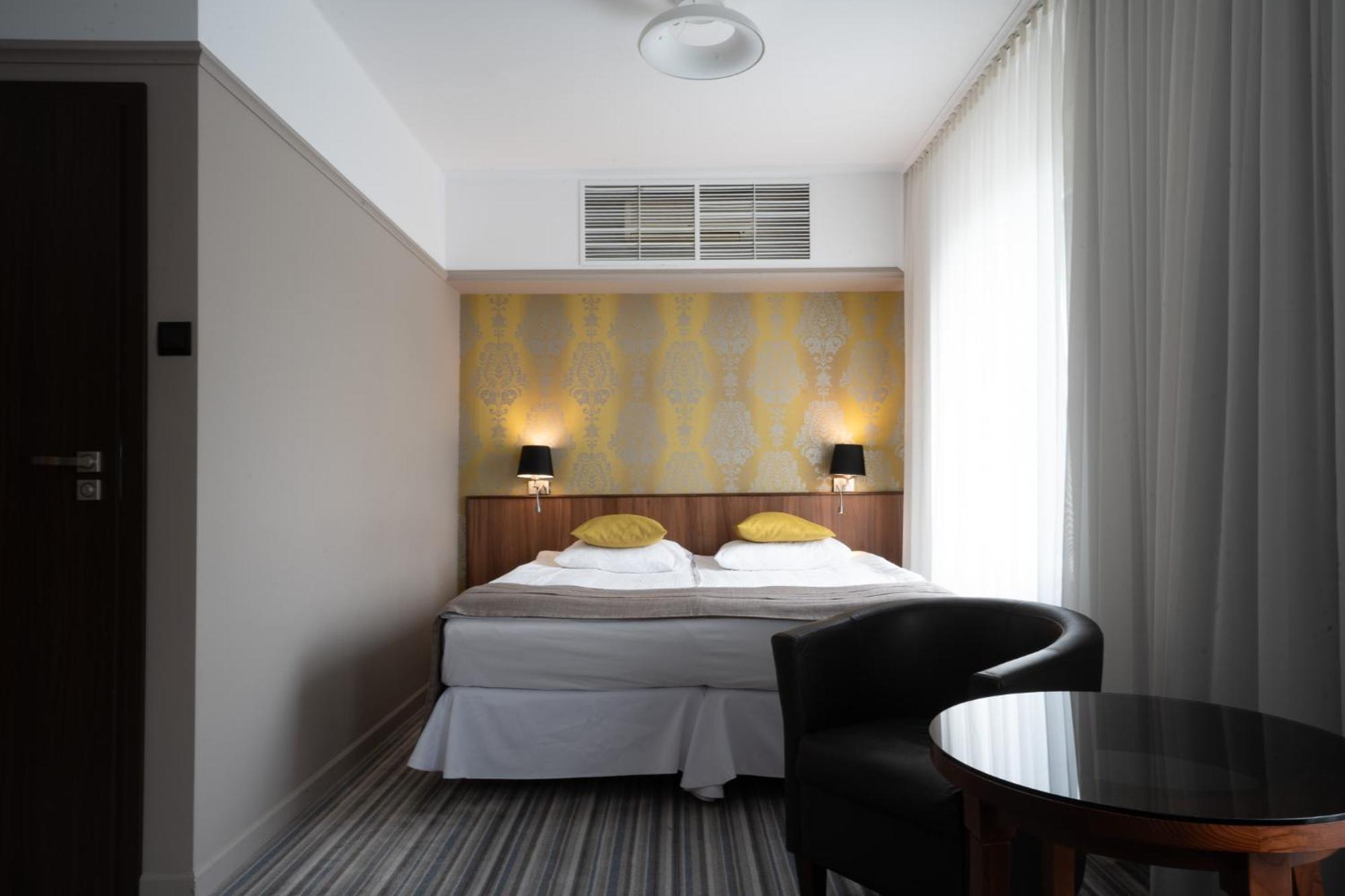 Hotel Cristal Bialystok Ngoại thất bức ảnh