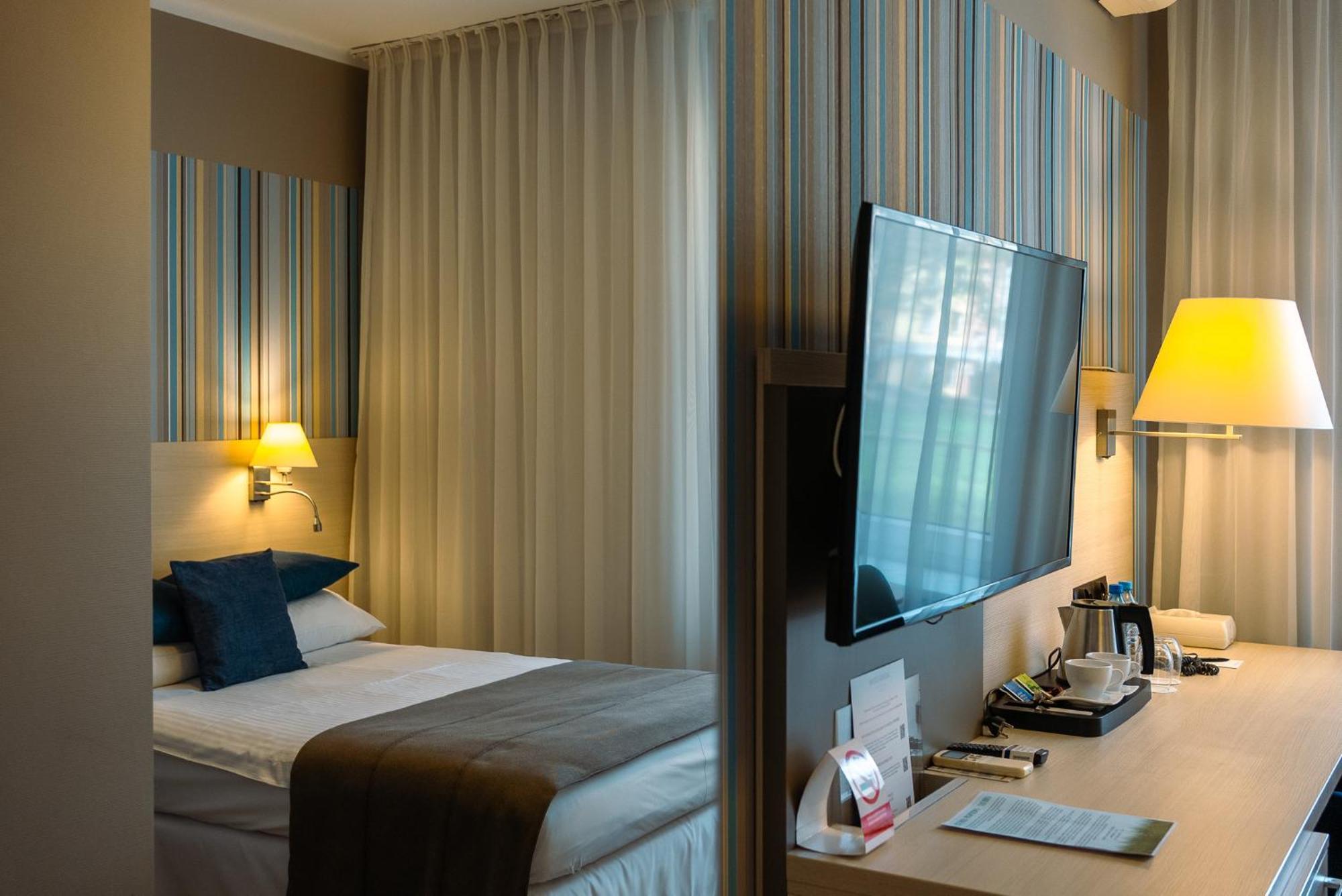 Hotel Cristal Bialystok Ngoại thất bức ảnh